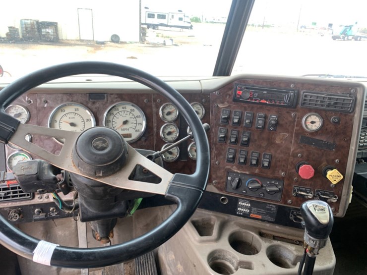 2007-caterpillar-c15-image-13