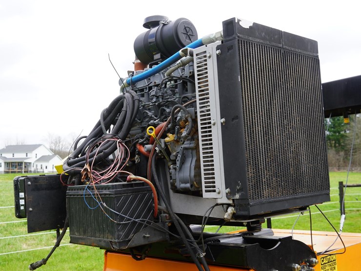 #147-•-accu-cut-36-inch-x-4-inch-edger-image-44