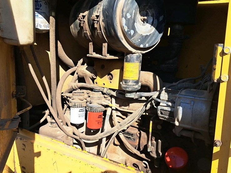 deere-544g-ll-image-17