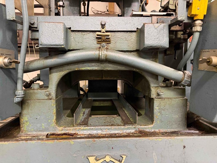 v&o-super-15-ton-vertical-stamping-press-image-9