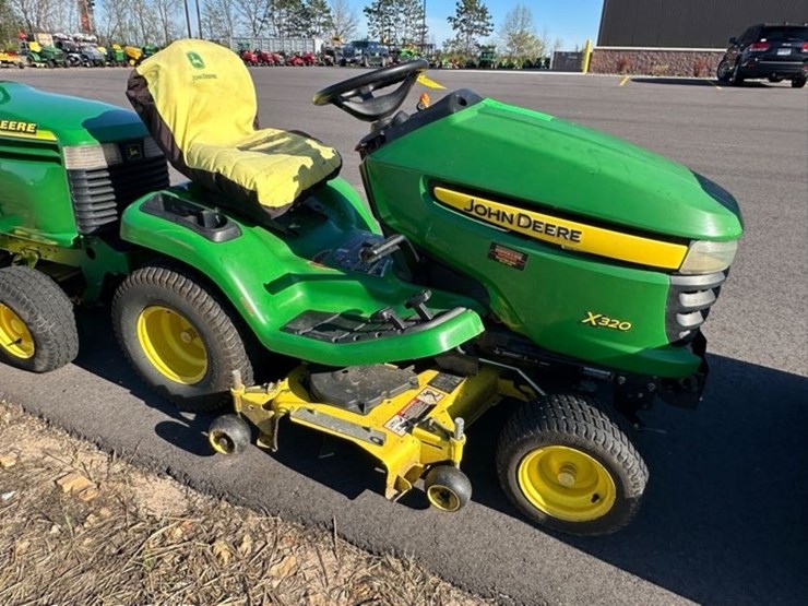 2006-john-deere-x320-image-4