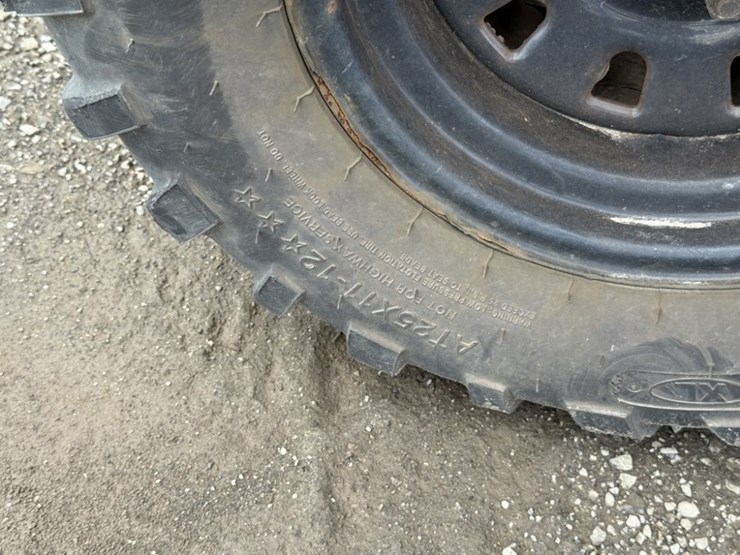 club-car-carryall-1700-image-9