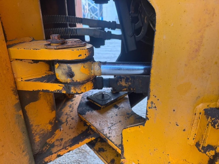 #122-•-1987-kobelco-lk600-wheel-loader-image-37