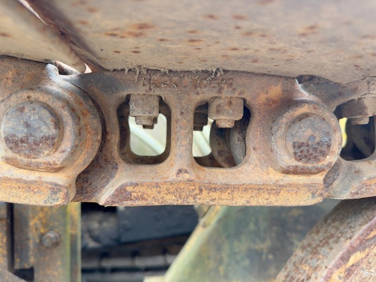 1984-deere-450d-image-18