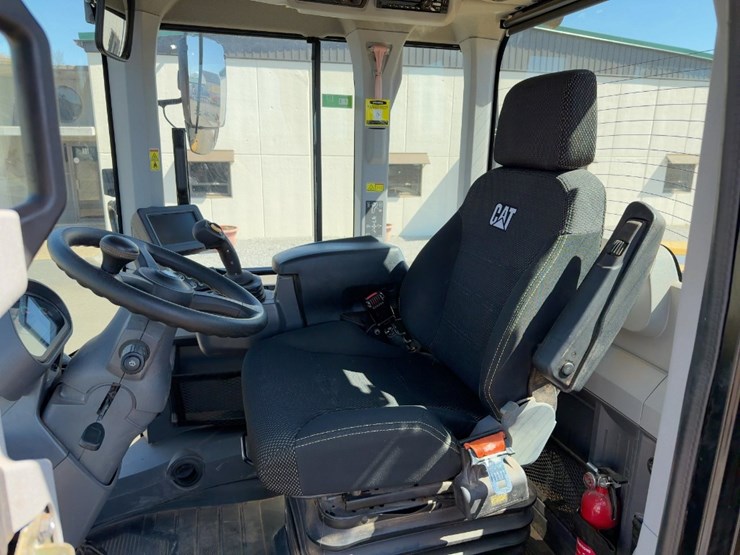 2019-caterpillar-926m-image-24