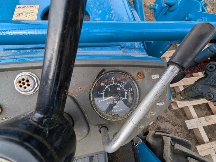 mitsubishi-d2350-image-17