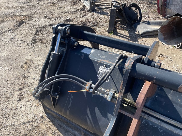 caterpillar-th350b-image-7