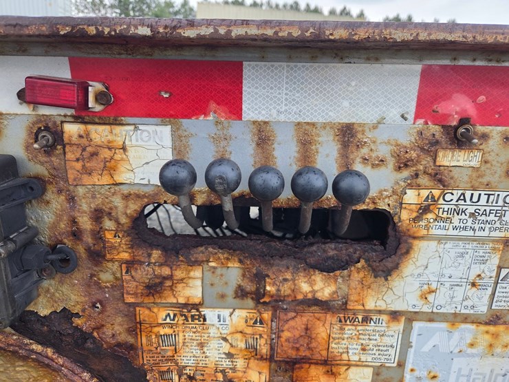 2006-trail-eze-te-70-ht-image-17