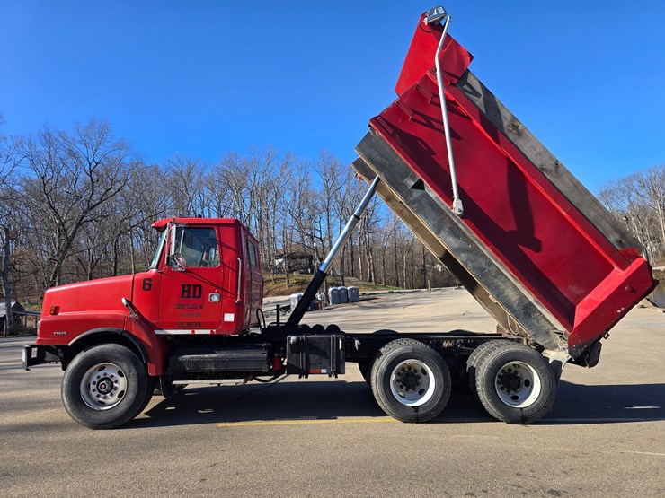 1999-cummins-m11-image-34