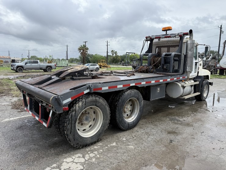 1999-mack-ch613-image-4