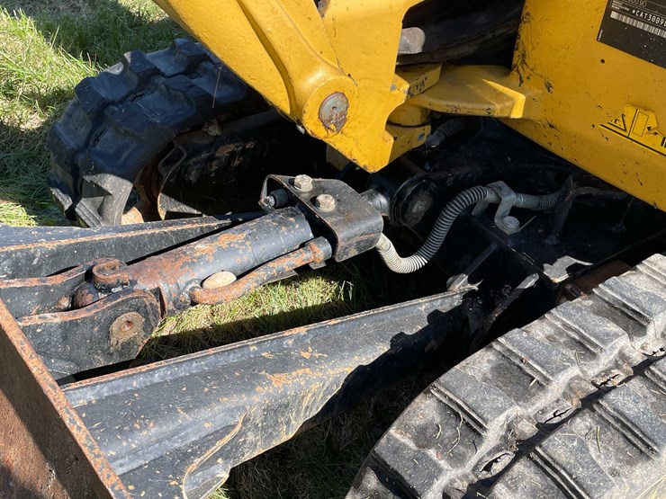 #7149-•-caterpillar-300.9v-mini-excavator-image-20