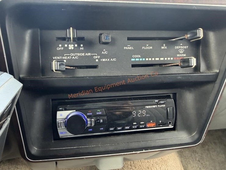 1987-ford-f250-xlt-lariat-image-24