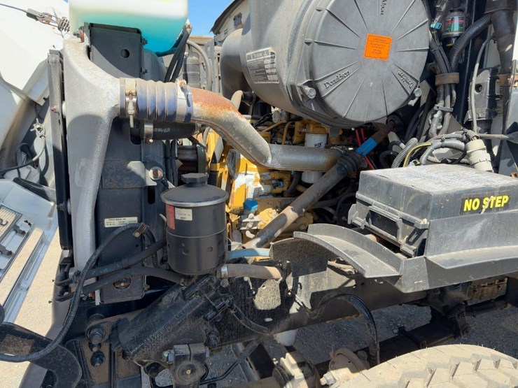 2001-caterpillar-3126-image-8