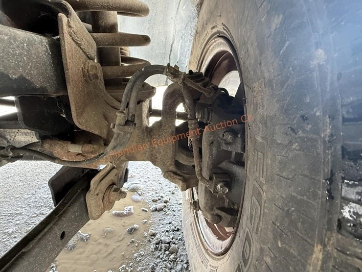 2004-dodge-ram-3500-image-21