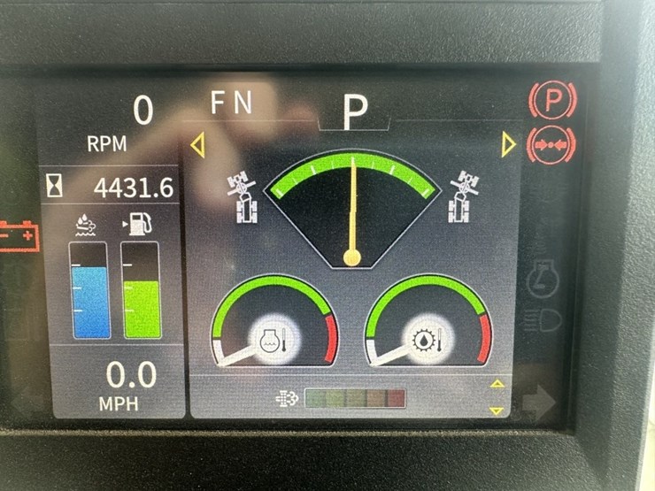 2018-deere-770g-image-29