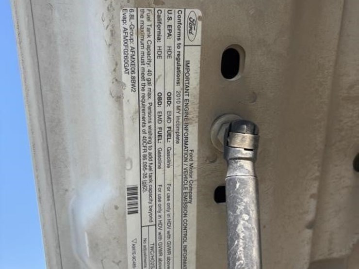 2010-ford-f450-image-8