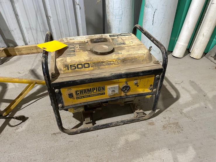 #5007-•-champion-42436-1500-watt-gas-powered-generator-image-2