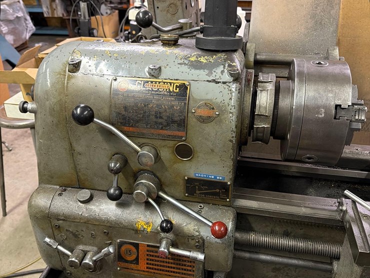 clausing-c-13-13"x24"-engine-lathe-w/-box-of-new-collets-image-6
