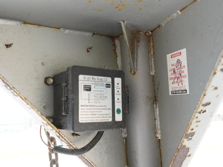 #142-•-1999-exiss-3-slant-aluminum-6-horse-capacity-trailer-image-19