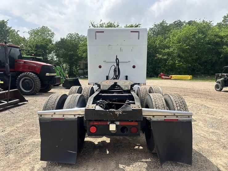 1998-peterbilt-379-image-6