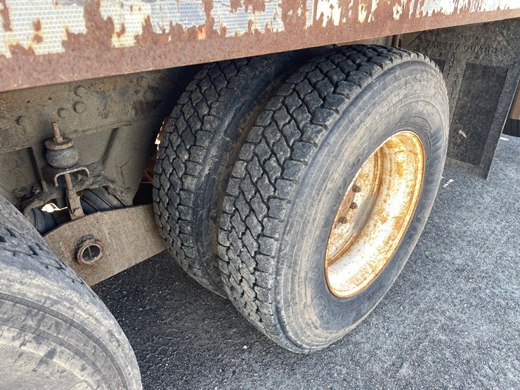 1996-cummins-m11-image-58