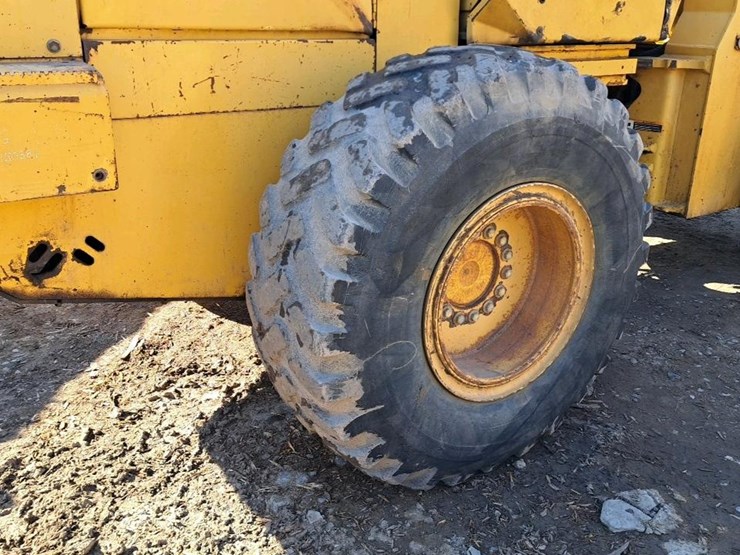 deere-544g-ll-image-29