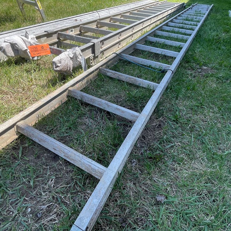 #7436 • (2) Aluminum Ladders