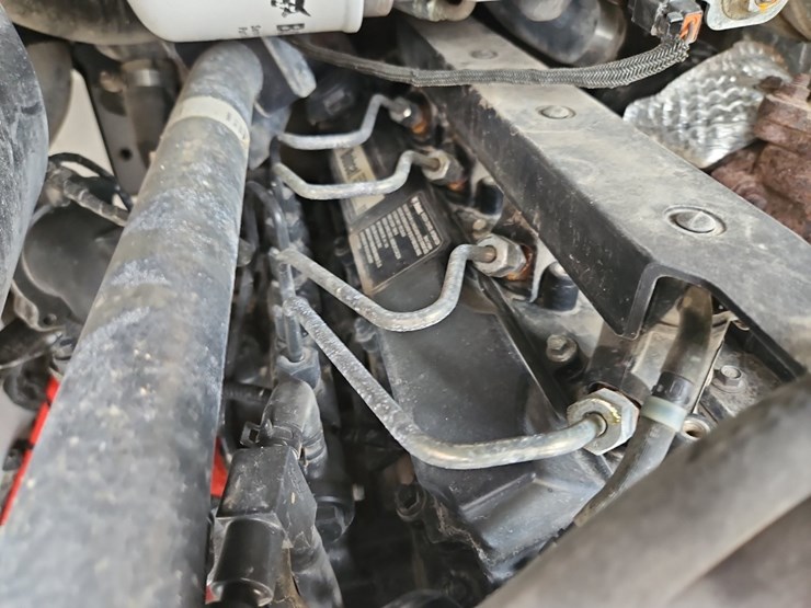 2023-bobcat-s76-image-14