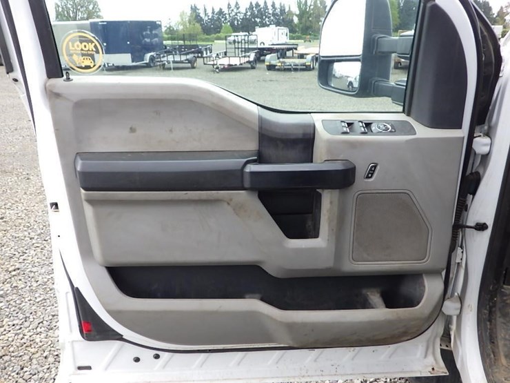 2017-ford-f450-image-42