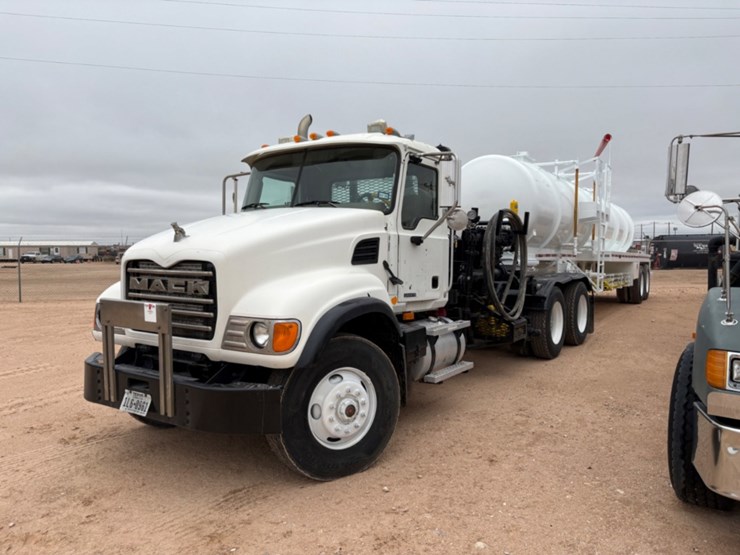 2005-troxell-130bbl-image-2