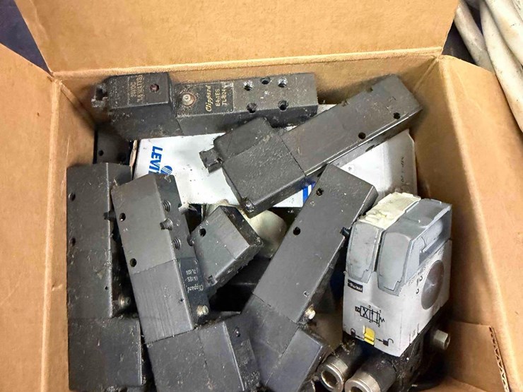 misc.-electrical-fittings-image-7