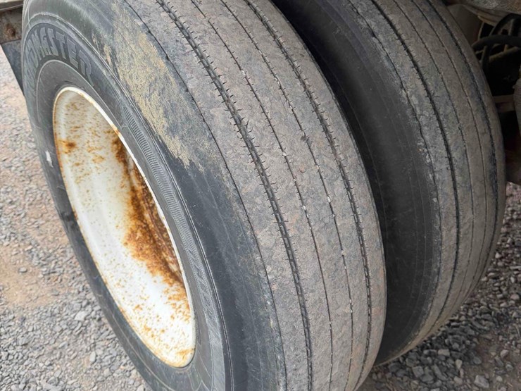 1997-dorsey-walking-floor-image-14