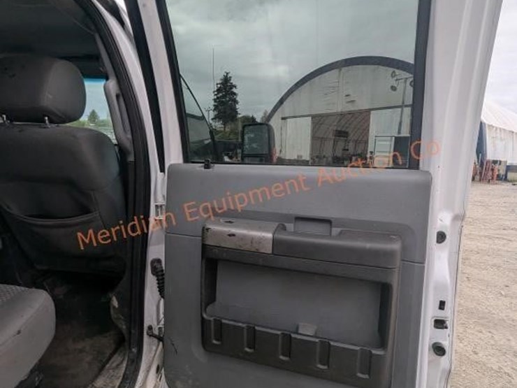 2016-ford-f350-image-32