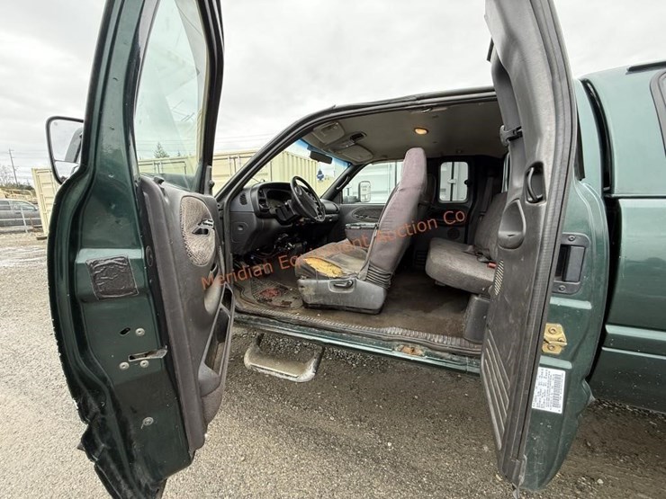 2001-dodge-ram-2500-image-29