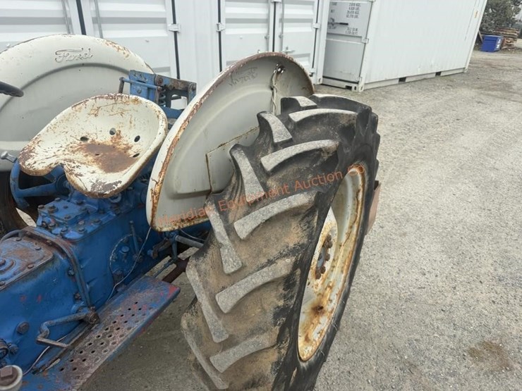 1960-ford-600-image-21