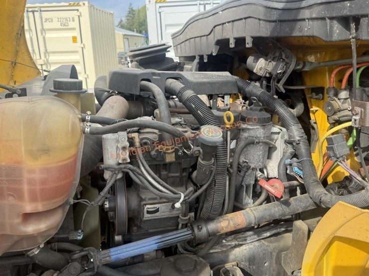 2012-international-4000-image-36