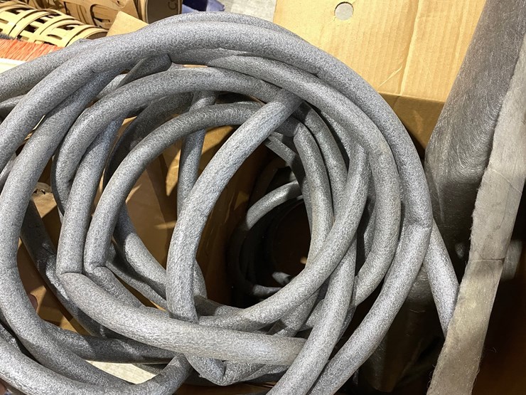 #5052-•-pallet-of-concrete-supplies-image-14