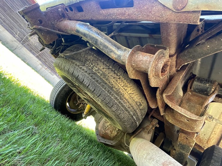 #7046-•-2005-chevrolet-duramax-(has-wi-title)-image-30