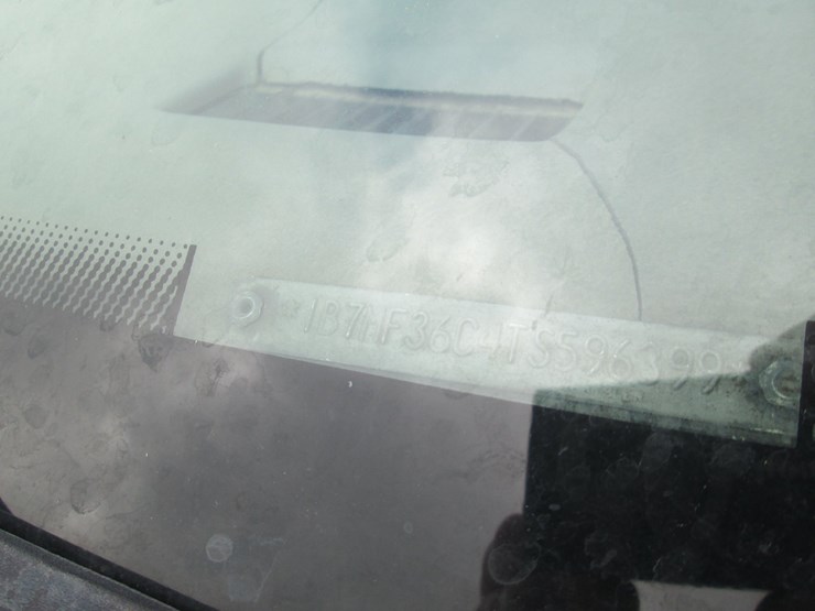 1996-dodge-3500-image-45