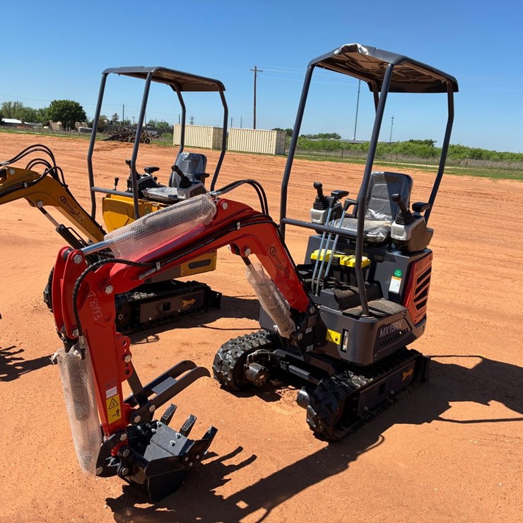 #T8493 • Mini Excavator