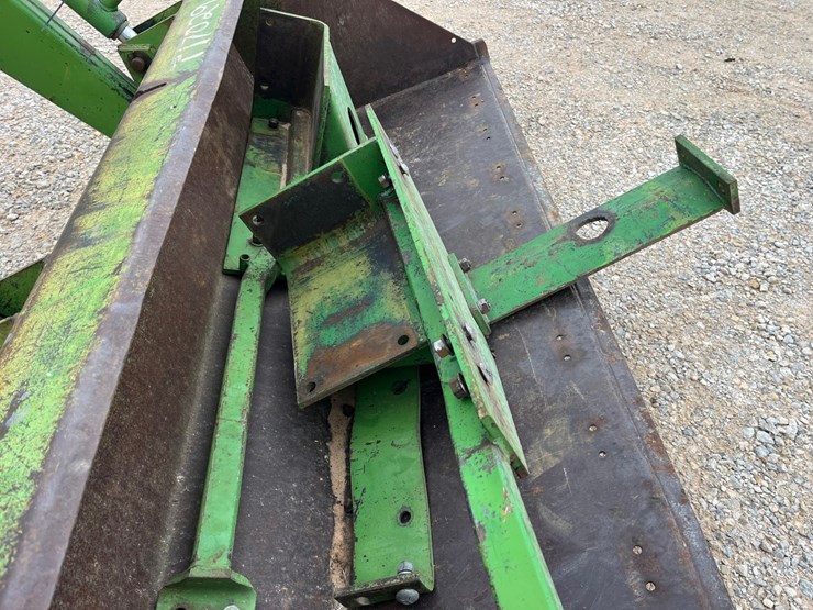 john-deere-148-image-6