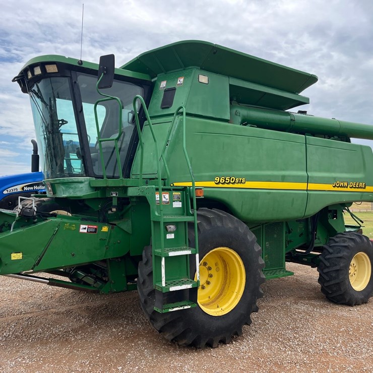 2000 JOHN DEERE 2000
