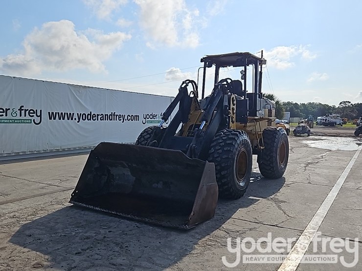 caterpillar-it28g-image-1