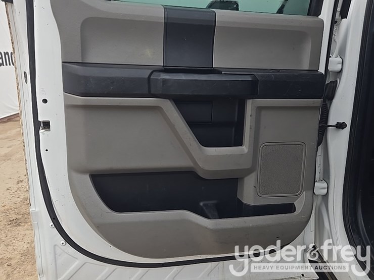 2017-ford-f250-image-37