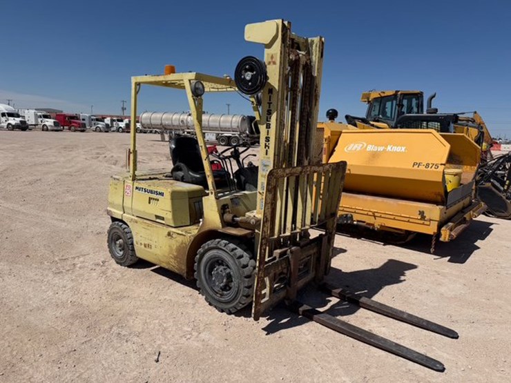 mitsubishi-fd25-image-3