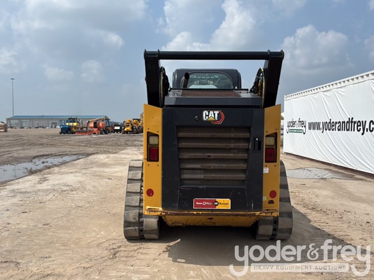 2022-caterpillar-299d3-image-4