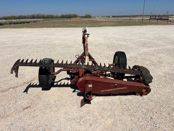 international-1100-image-5