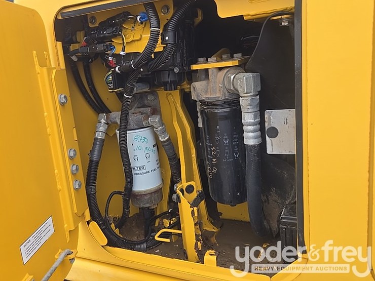 2019-komatsu-d65px-18-image-36