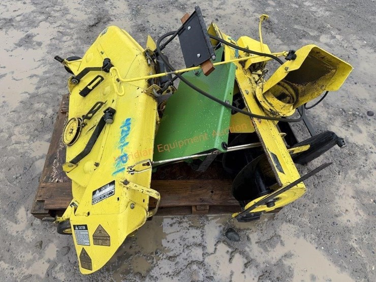 john-deere-212-image-17