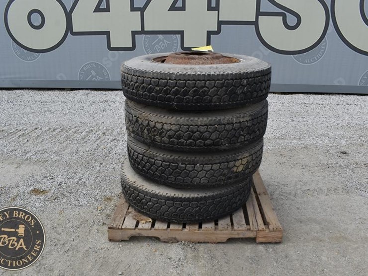 tires-dynatrac-tires-&-rims-42941-image-1